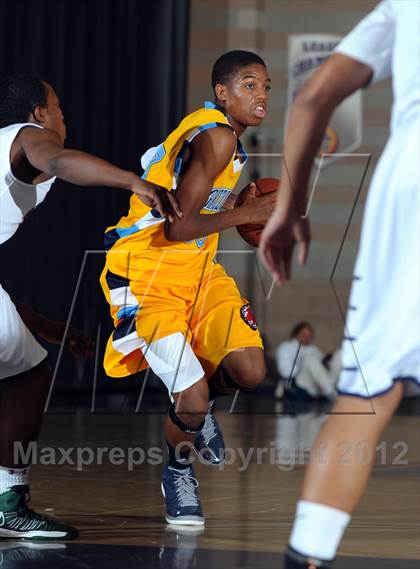 Thumbnail 3 in Los Osos vs. Chino Hills (Inland Empire Classic) photogallery.