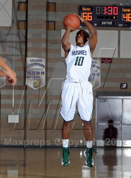 Thumbnail 3 in Los Osos vs. Chino Hills (Inland Empire Classic) photogallery.