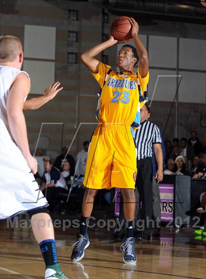 Thumbnail 2 in Los Osos vs. Chino Hills (Inland Empire Classic) photogallery.