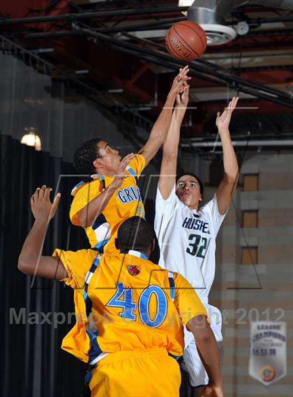 Thumbnail 1 in Los Osos vs. Chino Hills (Inland Empire Classic) photogallery.
