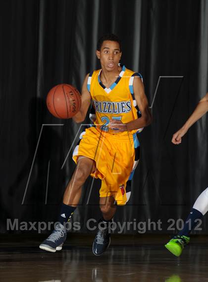 Thumbnail 3 in Los Osos vs. Chino Hills (Inland Empire Classic) photogallery.