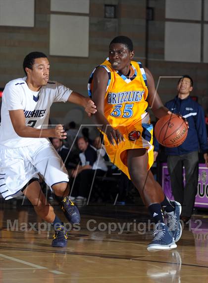 Thumbnail 3 in Los Osos vs. Chino Hills (Inland Empire Classic) photogallery.