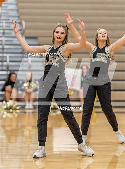 Thumbnail 3 in Lincoln North Star @ Lincoln Southeast photogallery.