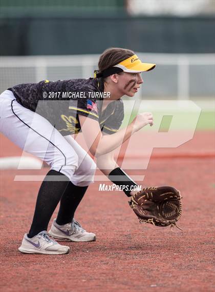 Thumbnail 2 in Enterprise vs. East Nicolaus photogallery.