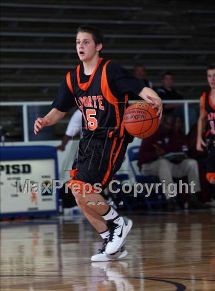 Thumbnail 3 in Fort Bend Kempner vs La Porte (McDonald's Texas Invitational) photogallery.