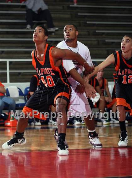 Thumbnail 2 in Fort Bend Kempner vs La Porte (McDonald's Texas Invitational) photogallery.