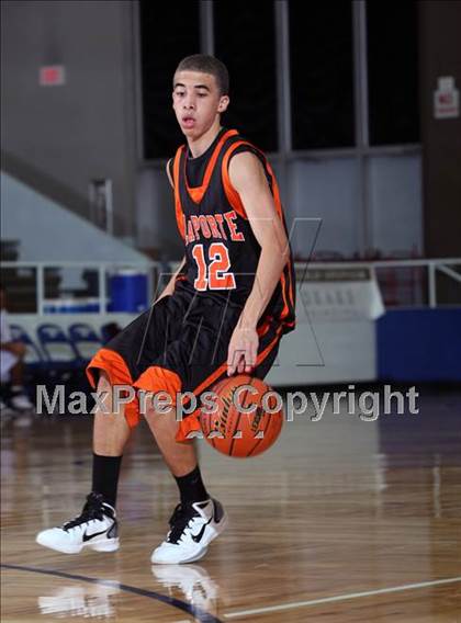 Thumbnail 2 in Fort Bend Kempner vs La Porte (McDonald's Texas Invitational) photogallery.