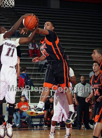 Thumbnail 2 in Fort Bend Kempner vs La Porte (McDonald's Texas Invitational) photogallery.