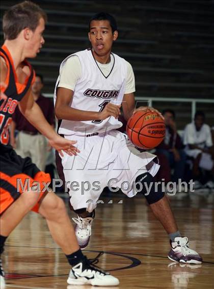 Thumbnail 2 in Fort Bend Kempner vs La Porte (McDonald's Texas Invitational) photogallery.