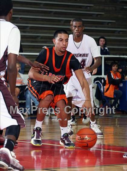 Thumbnail 3 in Fort Bend Kempner vs La Porte (McDonald's Texas Invitational) photogallery.