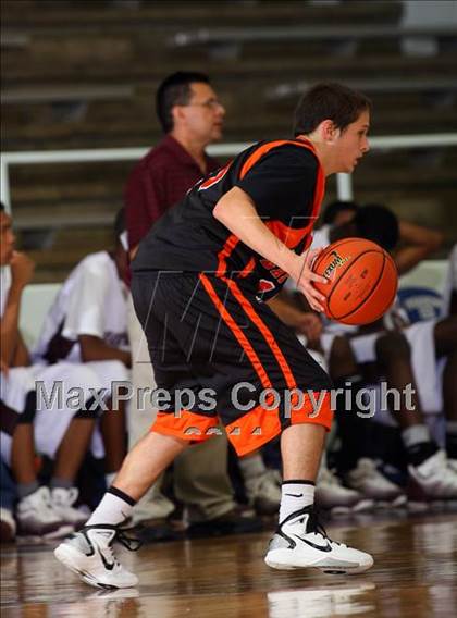 Thumbnail 2 in Fort Bend Kempner vs La Porte (McDonald's Texas Invitational) photogallery.