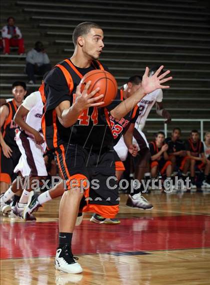 Thumbnail 2 in Fort Bend Kempner vs La Porte (McDonald's Texas Invitational) photogallery.