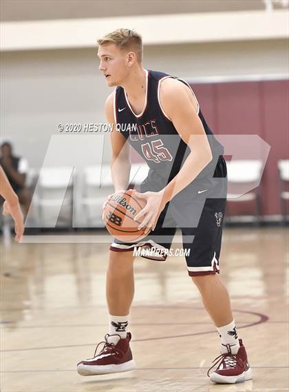 Thumbnail 1 in Capistrano Valley Christian vs. Hoover (Rancho Mirage Holiday Invitational) photogallery.