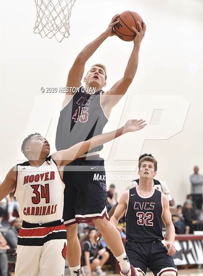 Thumbnail 1 in Capistrano Valley Christian vs. Hoover (Rancho Mirage Holiday Invitational) photogallery.