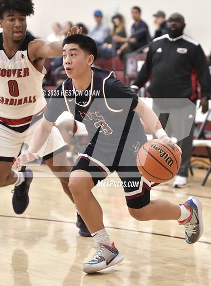 Thumbnail 2 in Capistrano Valley Christian vs. Hoover (Rancho Mirage Holiday Invitational) photogallery.