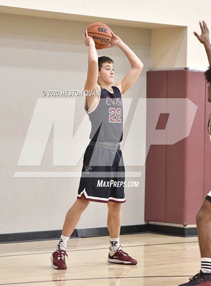 Thumbnail 2 in Capistrano Valley Christian vs. Hoover (Rancho Mirage Holiday Invitational) photogallery.