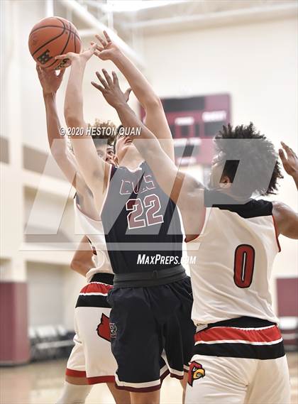 Thumbnail 3 in Capistrano Valley Christian vs. Hoover (Rancho Mirage Holiday Invitational) photogallery.
