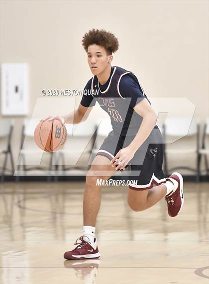 Thumbnail 3 in Capistrano Valley Christian vs. Hoover (Rancho Mirage Holiday Invitational) photogallery.
