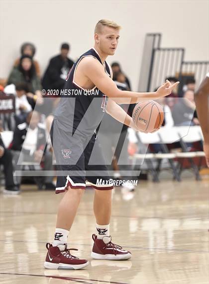 Thumbnail 1 in Capistrano Valley Christian vs. Hoover (Rancho Mirage Holiday Invitational) photogallery.