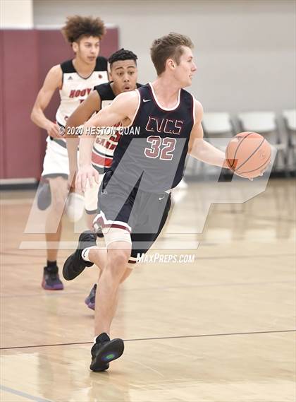 Thumbnail 3 in Capistrano Valley Christian vs. Hoover (Rancho Mirage Holiday Invitational) photogallery.