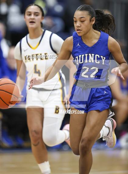 Thumbnail 3 in Quincy vs Battle (Sophie Cunningham Classic) photogallery.