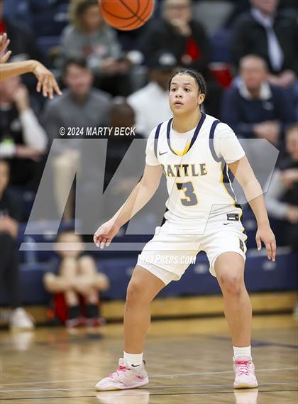 Thumbnail 1 in Quincy vs Battle (Sophie Cunningham Classic) photogallery.