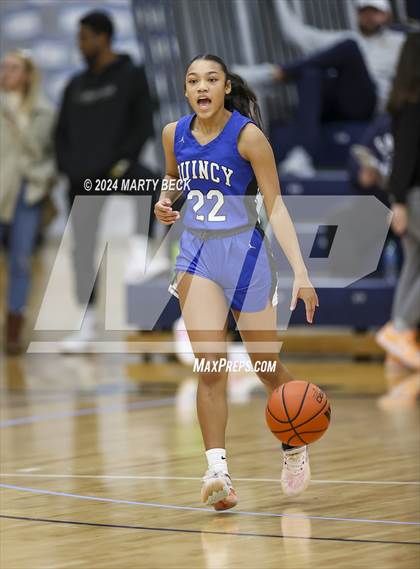 Thumbnail 3 in Quincy vs Battle (Sophie Cunningham Classic) photogallery.