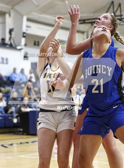 Thumbnail 2 in Quincy vs Battle (Sophie Cunningham Classic) photogallery.