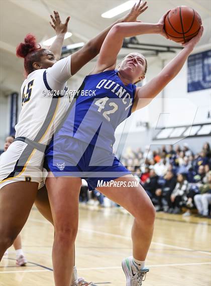 Thumbnail 2 in Quincy vs Battle (Sophie Cunningham Classic) photogallery.