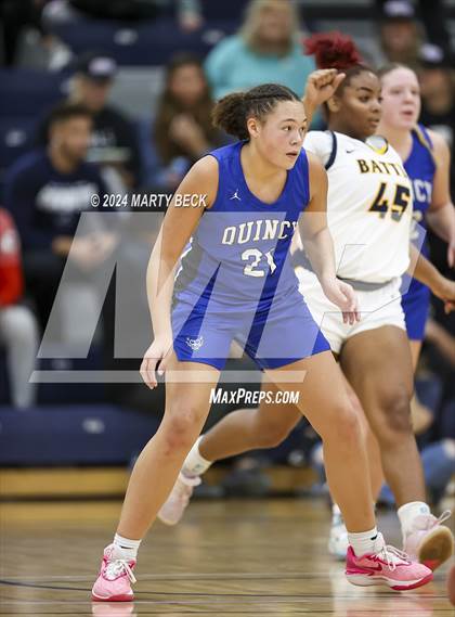 Thumbnail 2 in Quincy vs Battle (Sophie Cunningham Classic) photogallery.