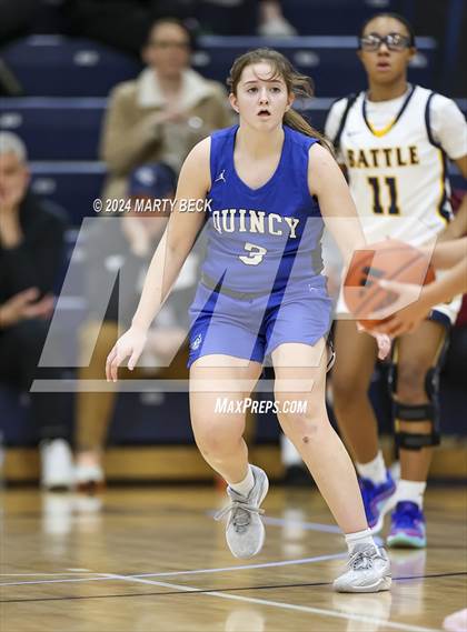 Thumbnail 3 in Quincy vs Battle (Sophie Cunningham Classic) photogallery.
