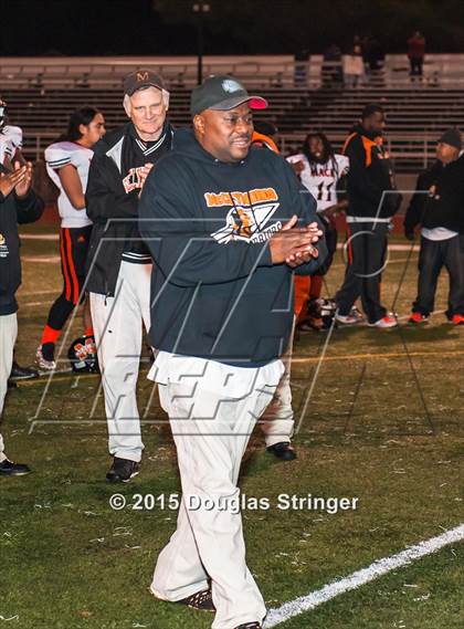 Thumbnail 2 in Sacred Heart Prep vs. McClymonds (CIF NorCal Regional 3-A Division Final) photogallery.