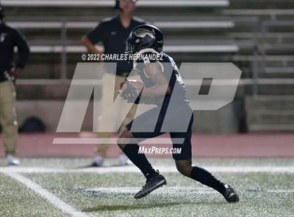 Thumbnail 2 in Connally vs. Giddings (UIL 4A Division II Bi-District) photogallery.
