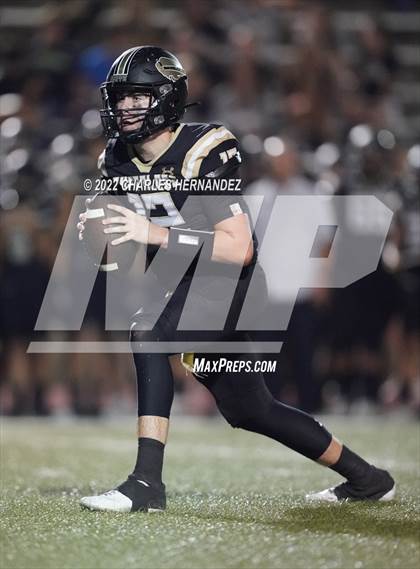 Thumbnail 3 in Connally vs. Giddings (UIL 4A Division II Bi-District) photogallery.