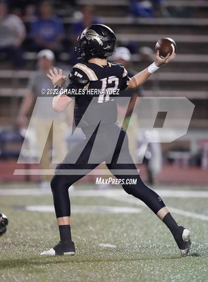 Thumbnail 1 in Connally vs. Giddings (UIL 4A Division II Bi-District) photogallery.