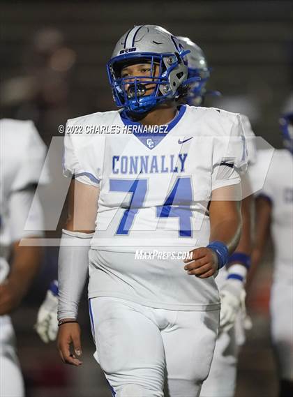 Thumbnail 1 in Connally vs. Giddings (UIL 4A Division II Bi-District) photogallery.