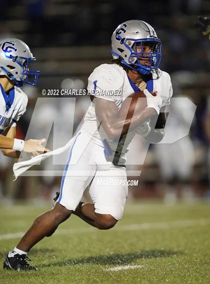 Thumbnail 3 in Connally vs. Giddings (UIL 4A Division II Bi-District) photogallery.