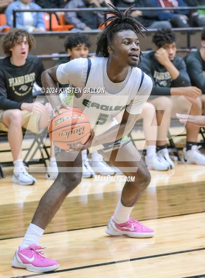 Thumbnail 2 in V.R. Eaton vs. Plano East (UIL Basketball 6A Area) photogallery.