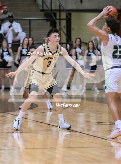Thumbnail 3 in V.R. Eaton vs. Plano East (UIL Basketball 6A Area) photogallery.