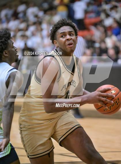 Thumbnail 3 in V.R. Eaton vs. Plano East (UIL Basketball 6A Area) photogallery.