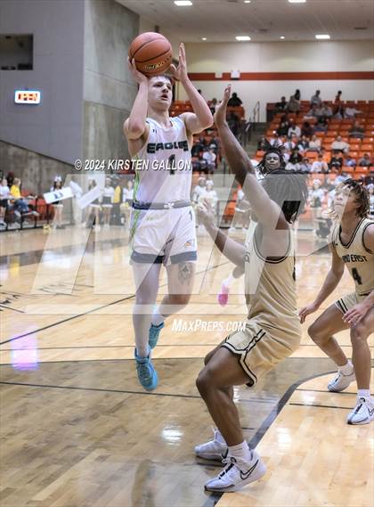 Thumbnail 3 in V.R. Eaton vs. Plano East (UIL Basketball 6A Area) photogallery.