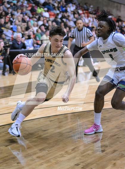 Thumbnail 3 in V.R. Eaton vs. Plano East (UIL Basketball 6A Area) photogallery.