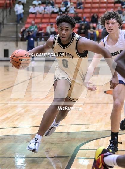 Thumbnail 3 in V.R. Eaton vs. Plano East (UIL Basketball 6A Area) photogallery.