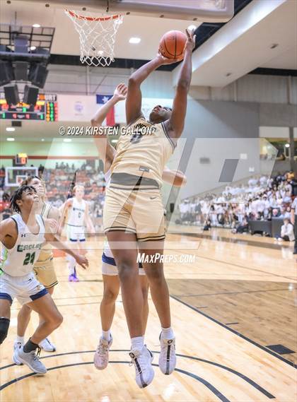 Thumbnail 3 in V.R. Eaton vs. Plano East (UIL Basketball 6A Area) photogallery.