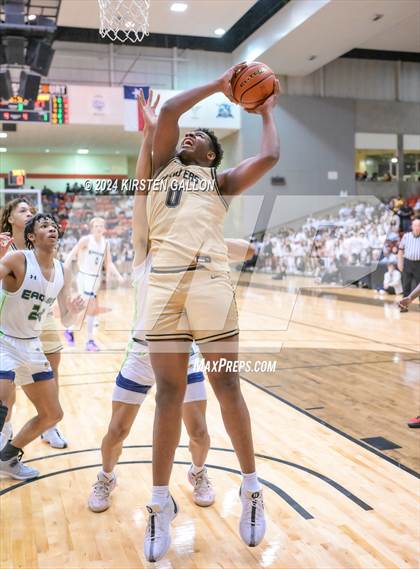 Thumbnail 1 in V.R. Eaton vs. Plano East (UIL Basketball 6A Area) photogallery.
