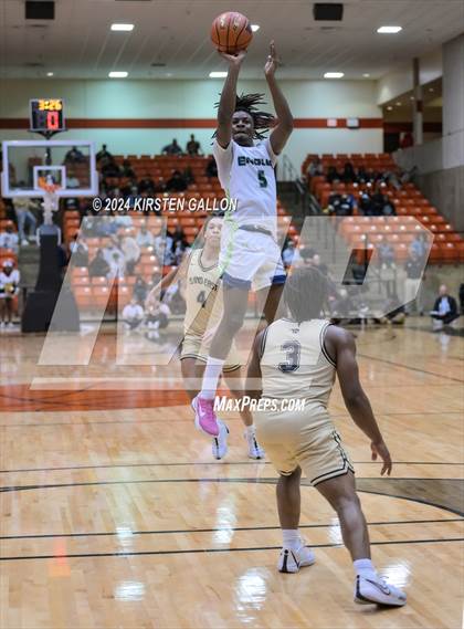 Thumbnail 1 in V.R. Eaton vs. Plano East (UIL Basketball 6A Area) photogallery.