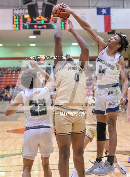 Thumbnail 1 in V.R. Eaton vs. Plano East (UIL Basketball 6A Area) photogallery.