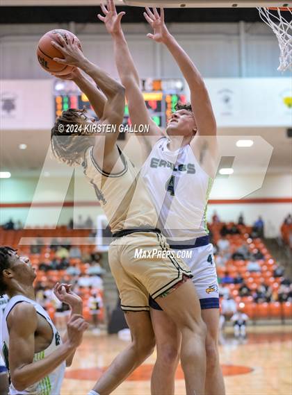 Thumbnail 1 in V.R. Eaton vs. Plano East (UIL Basketball 6A Area) photogallery.