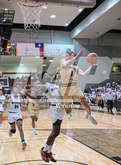 Thumbnail 3 in V.R. Eaton vs. Plano East (UIL Basketball 6A Area) photogallery.