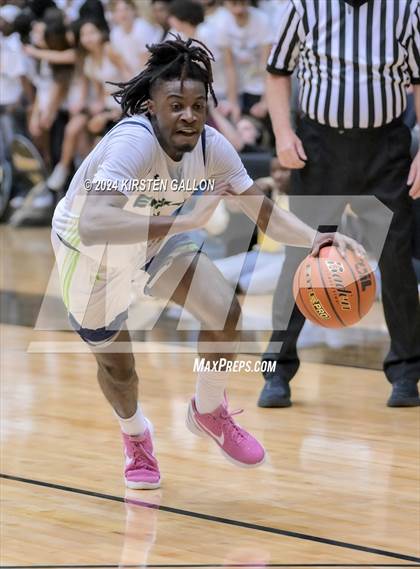 Thumbnail 1 in V.R. Eaton vs. Plano East (UIL Basketball 6A Area) photogallery.